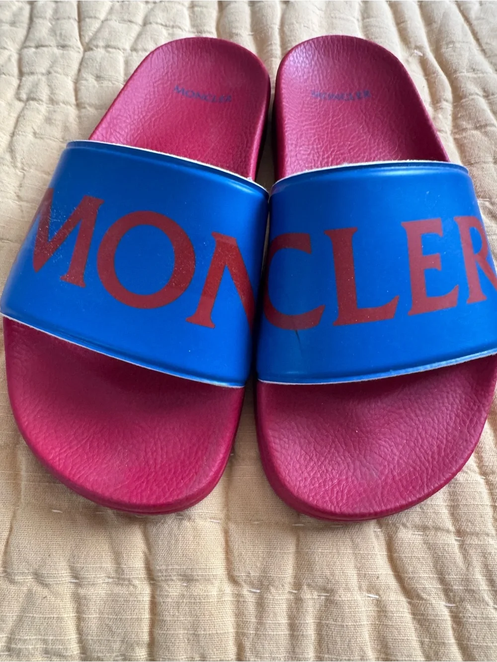 Moncler enfant slip